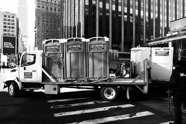 Best Portable toilet rental for construction  in Meridian Hills, IN
